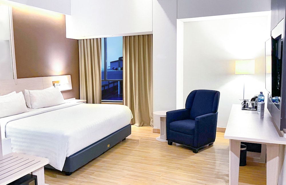 Deluxe Premier Room