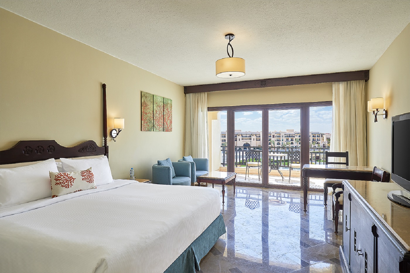 Deluxe, Double Bed