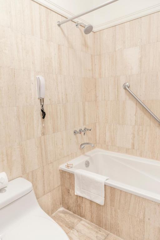 غرفة بريميوم بسرير مزدوج، Wyndham Costa Del Sol Trujillo 5/5