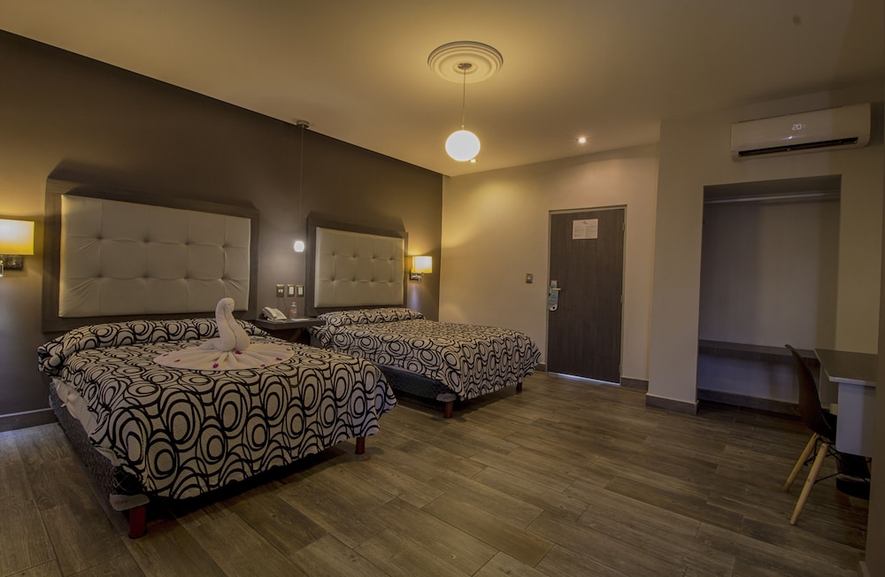 Hotel Flamingo Merida 32/51