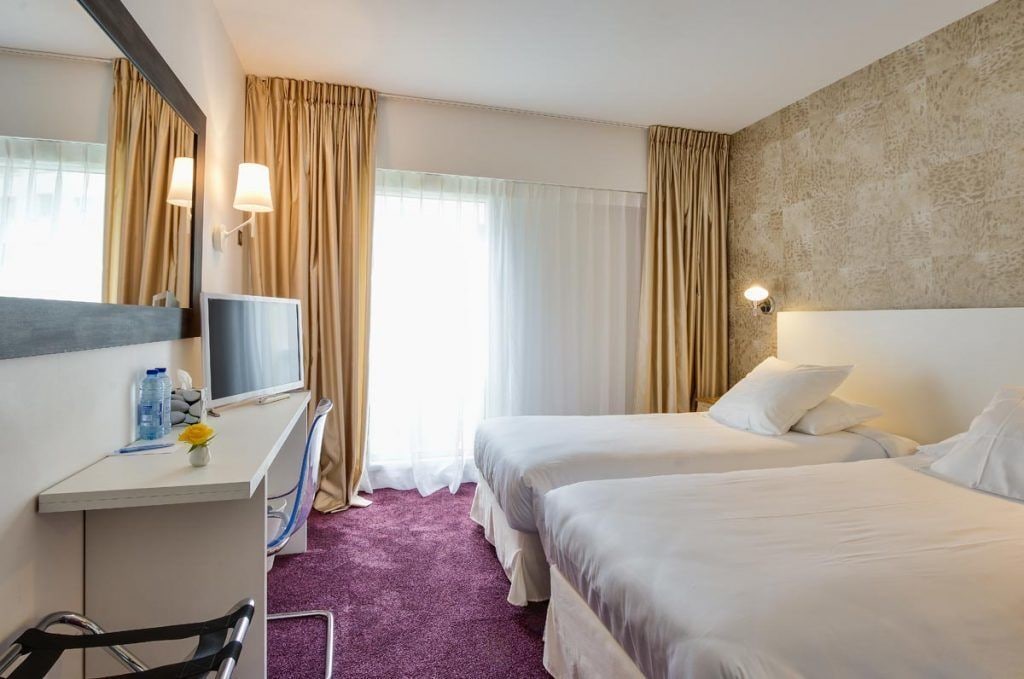 PREMIUM, TWIN BEDS