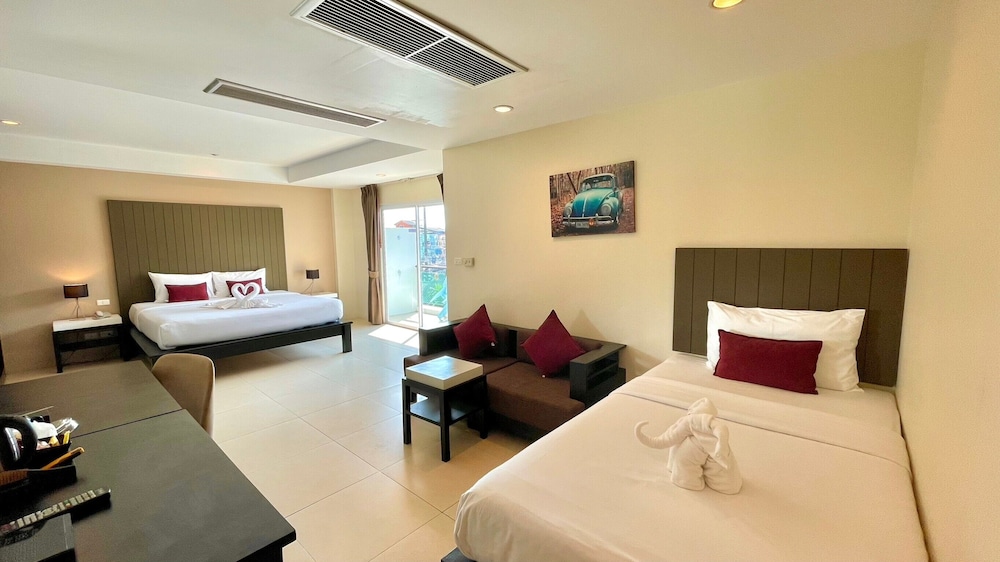 Baramee Resortel 12/57