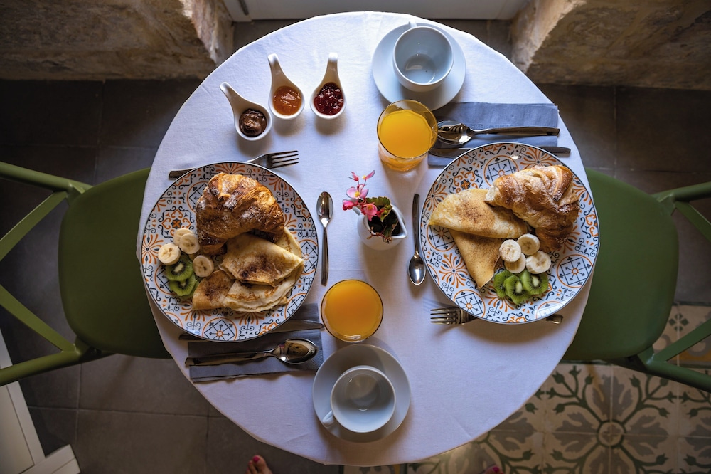 Lemon Tree Bed & Breakfast 21/30