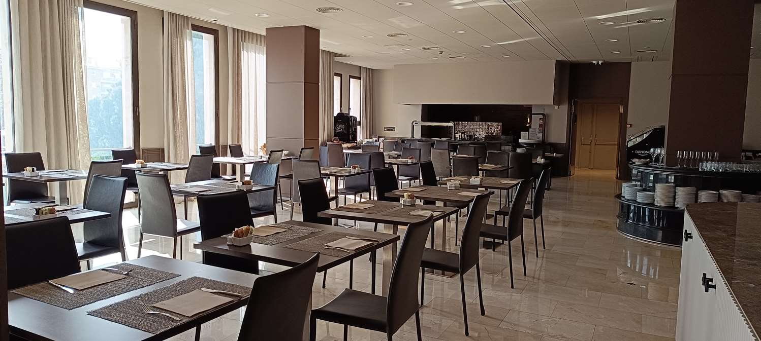 Best Western Premier CMC Girona 45/52