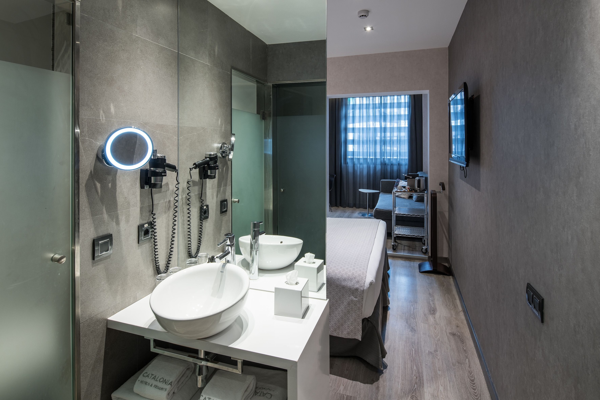 جناح جونيور بسرير كوين، Hotel Catalonia Gran Via Bcn 3/3