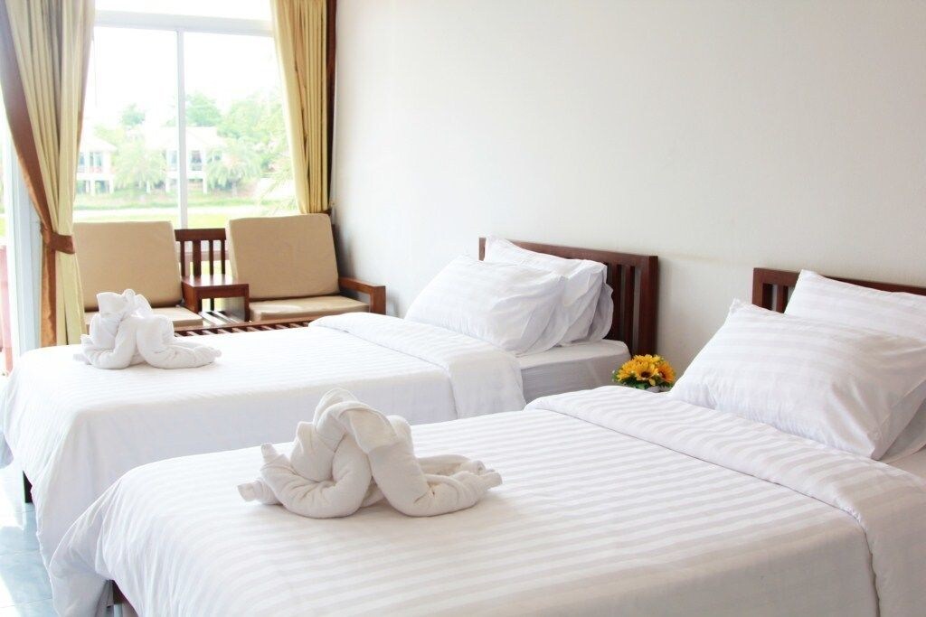 room, lake view