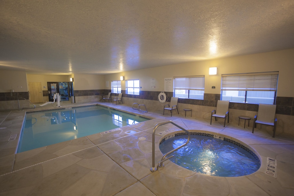 swimming pool spa