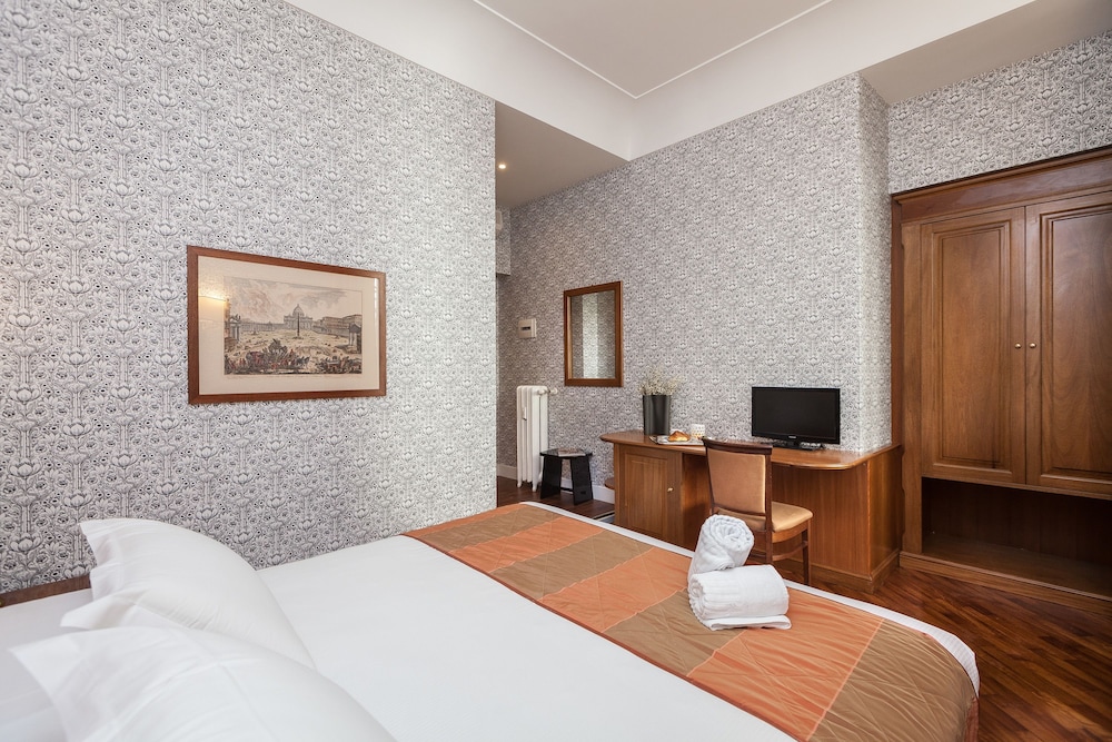 STANDARD, DOUBLE OR TWIN BED
