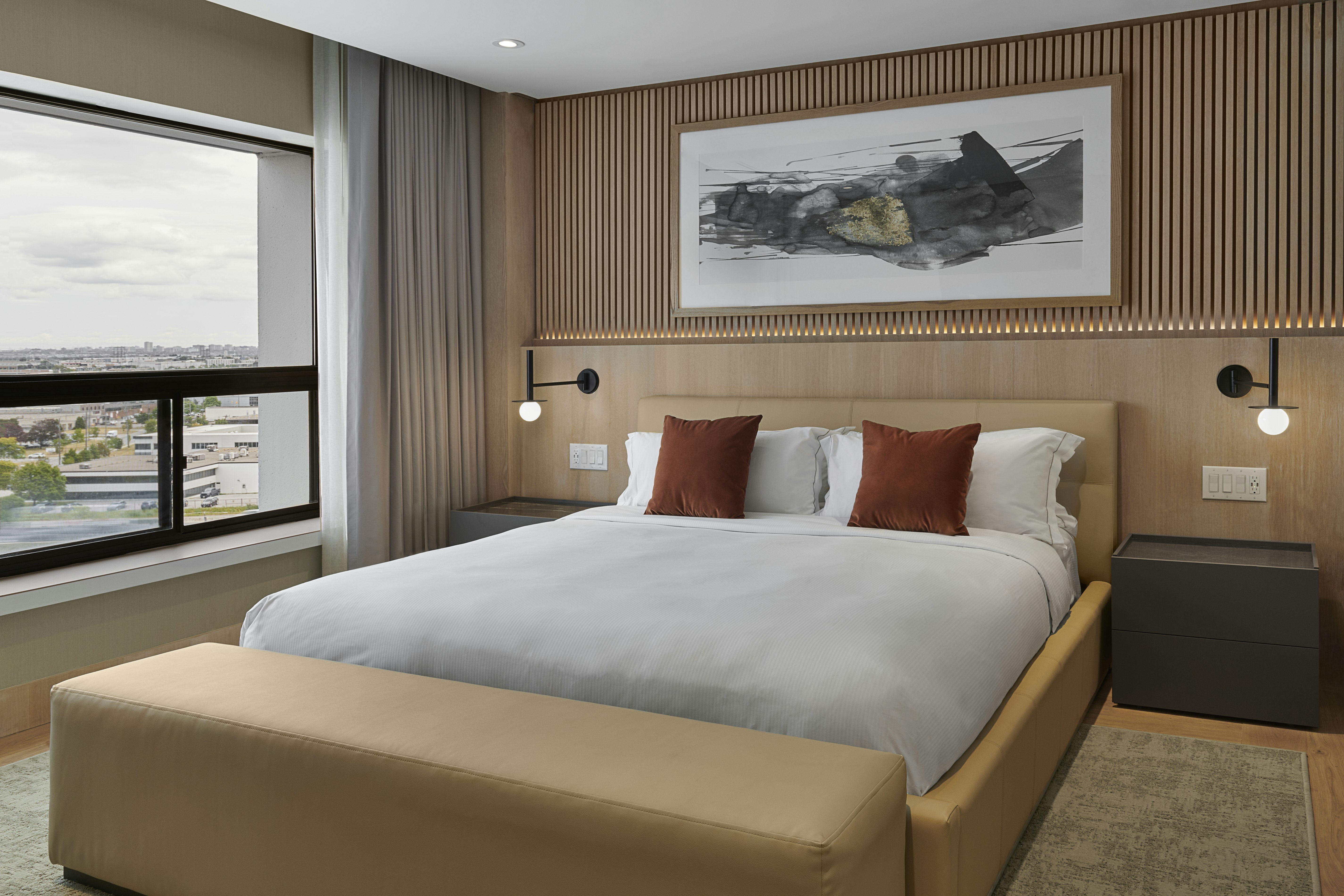 PRESIDENTIAL, SUITE, KING BED