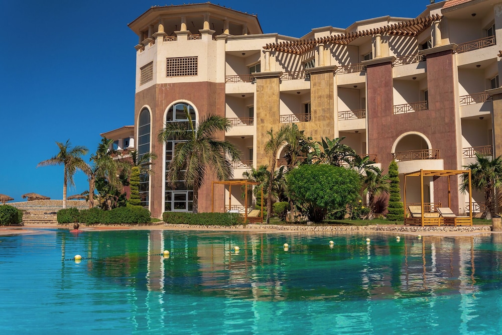 Royal Beach Serviced Apartments 19/75