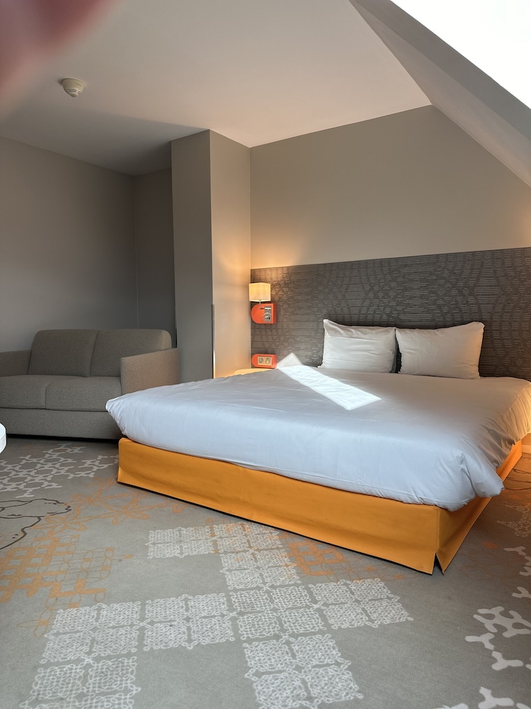 Ibis Styles Tours Centre 30/74