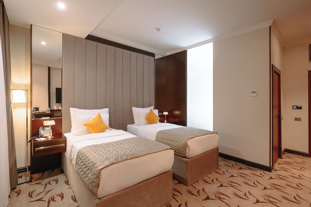 Azimut Hotel Moderno Tashkent 24/45