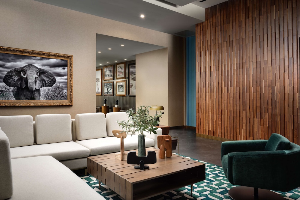 Hyatt Place LAX Century Blvd 19/43