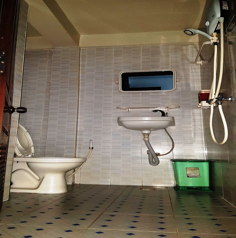 Siem Reap Pub Hostel 75/76