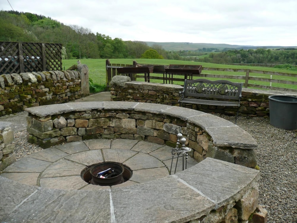 Holly Bush Inn 16/16