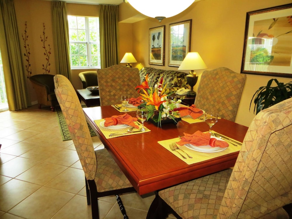 Mizner Place At Weston Town Center 51/69