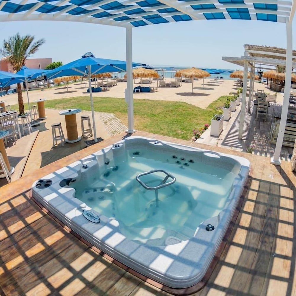 Ajira Boutique Hurghada Marina Hotel 29/57