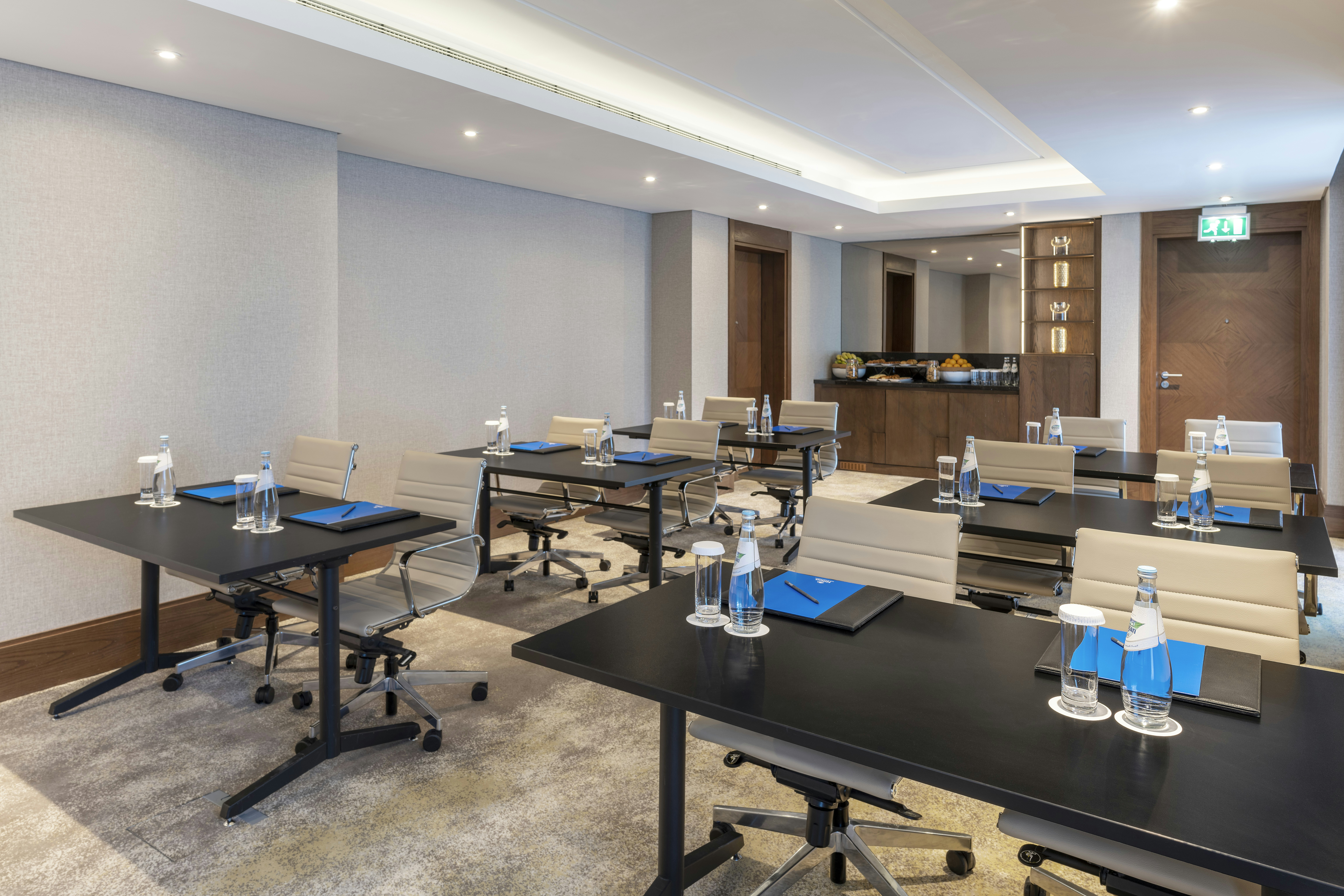 Hilton Doha The Pearl Residences 60/75