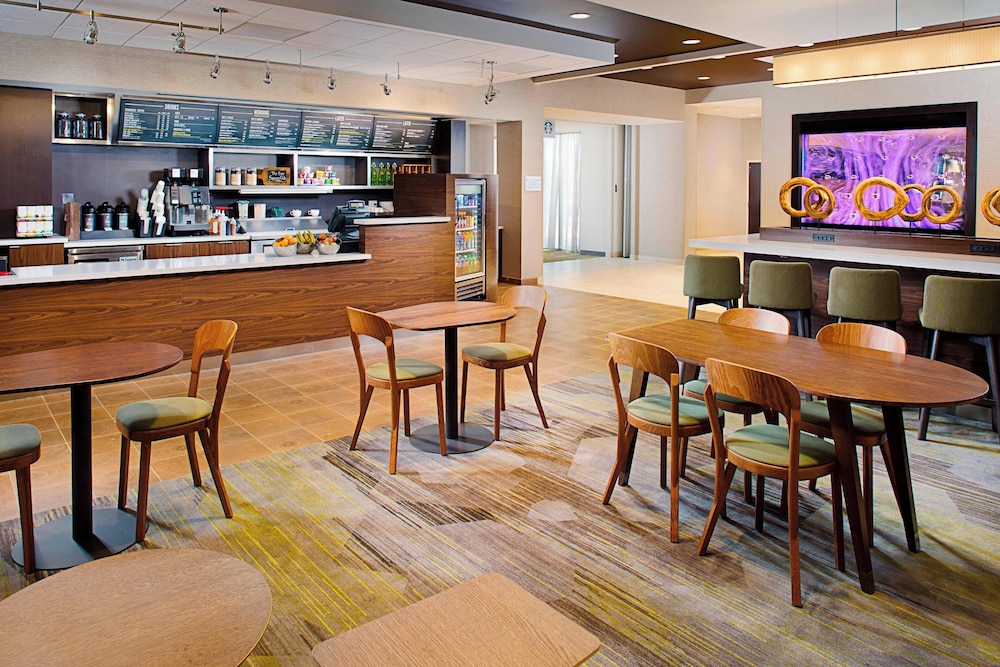 COURTYARD by MARRIOTT DALLAS CARROLLTON 29/49