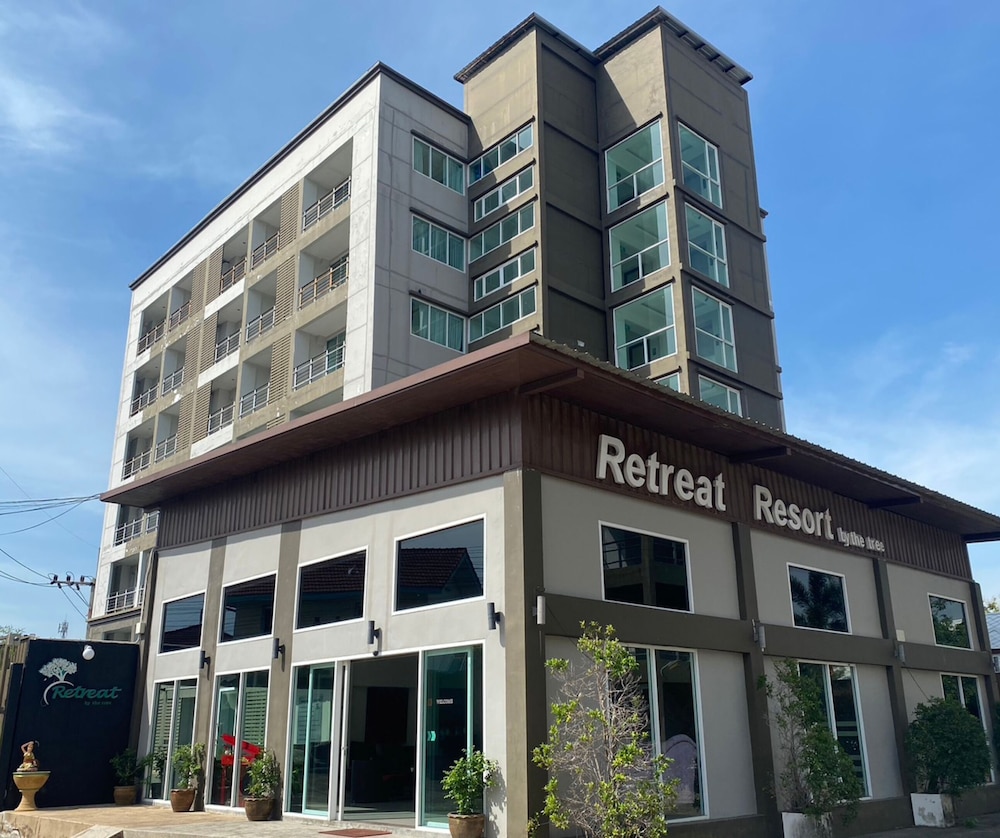 Retreat Resort Pattaya in BANG LAMUNG