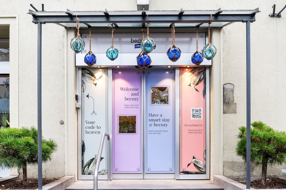 Becozy Self Check-in & Pop-up Hotel 2/52