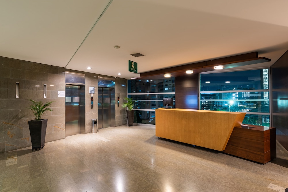 Estelar Medellin Apartaments 4/49
