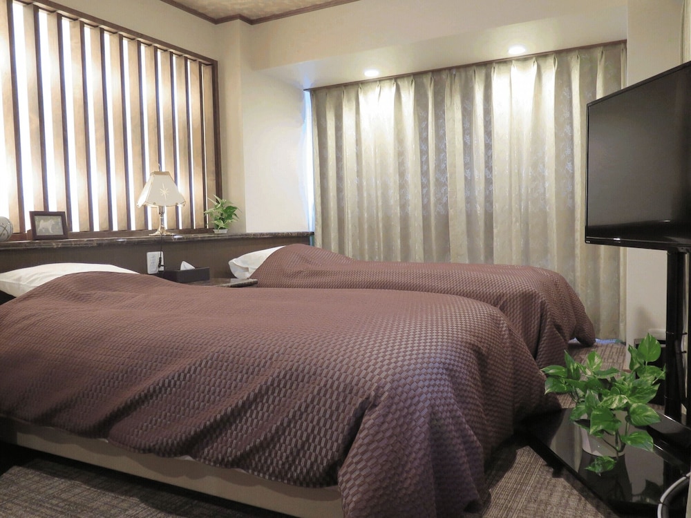 Kinugawa Kokusai Hotel 10/50
