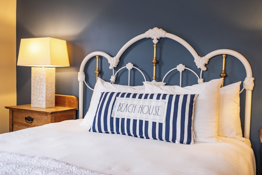 Beach House Inn 19/49