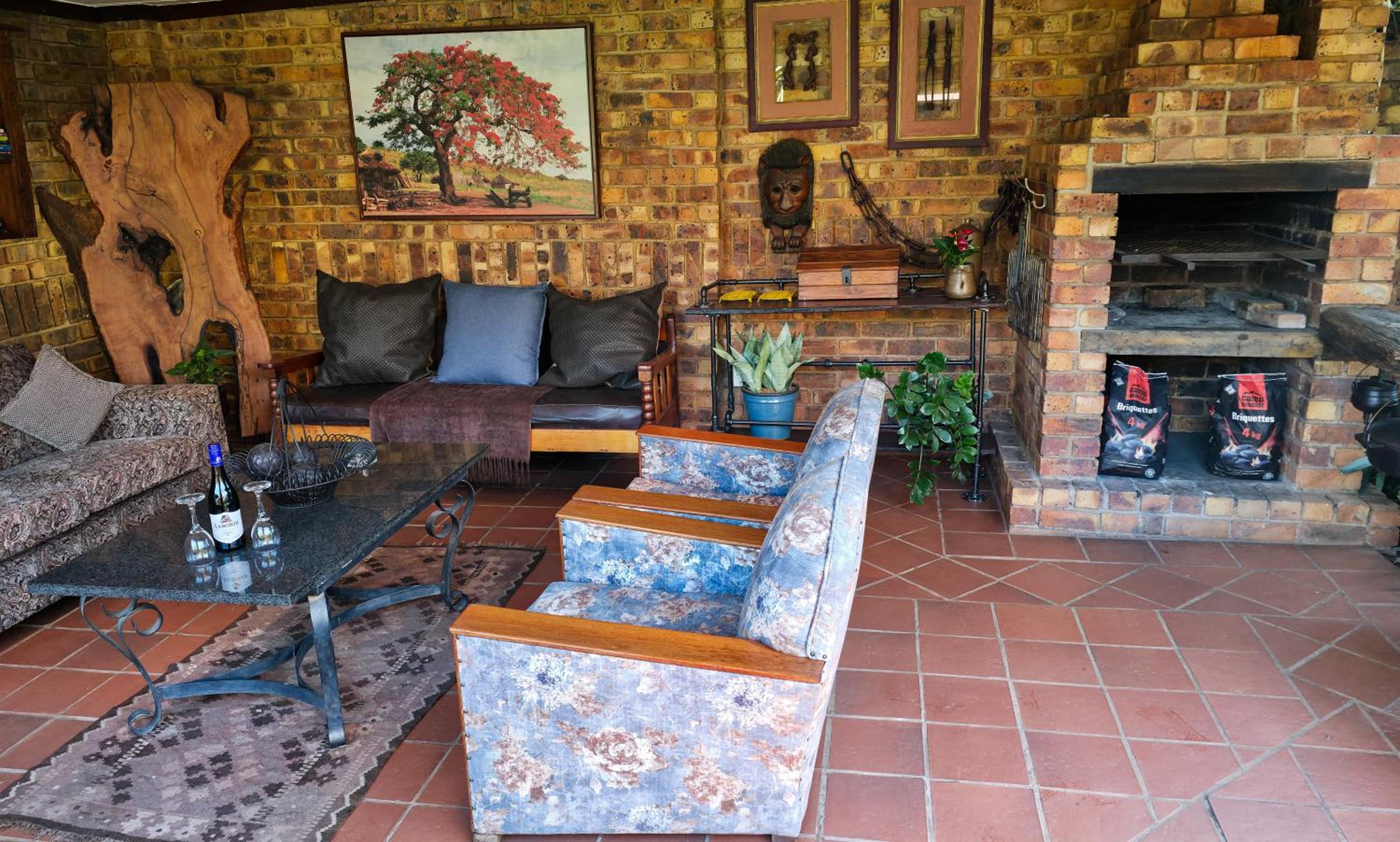 Africa House Guest House 7/23