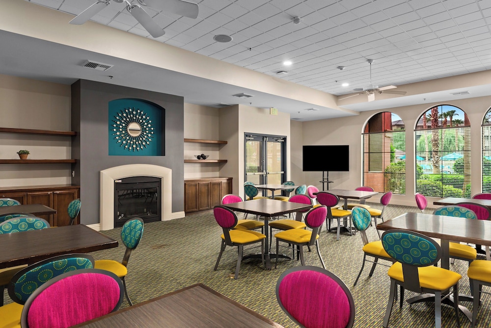 WorldMark Indio 32/48