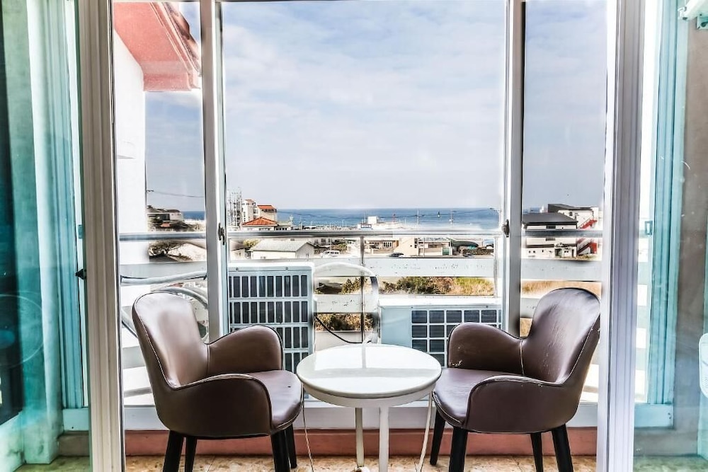 Jeju Ocean Family Hotel 55/75