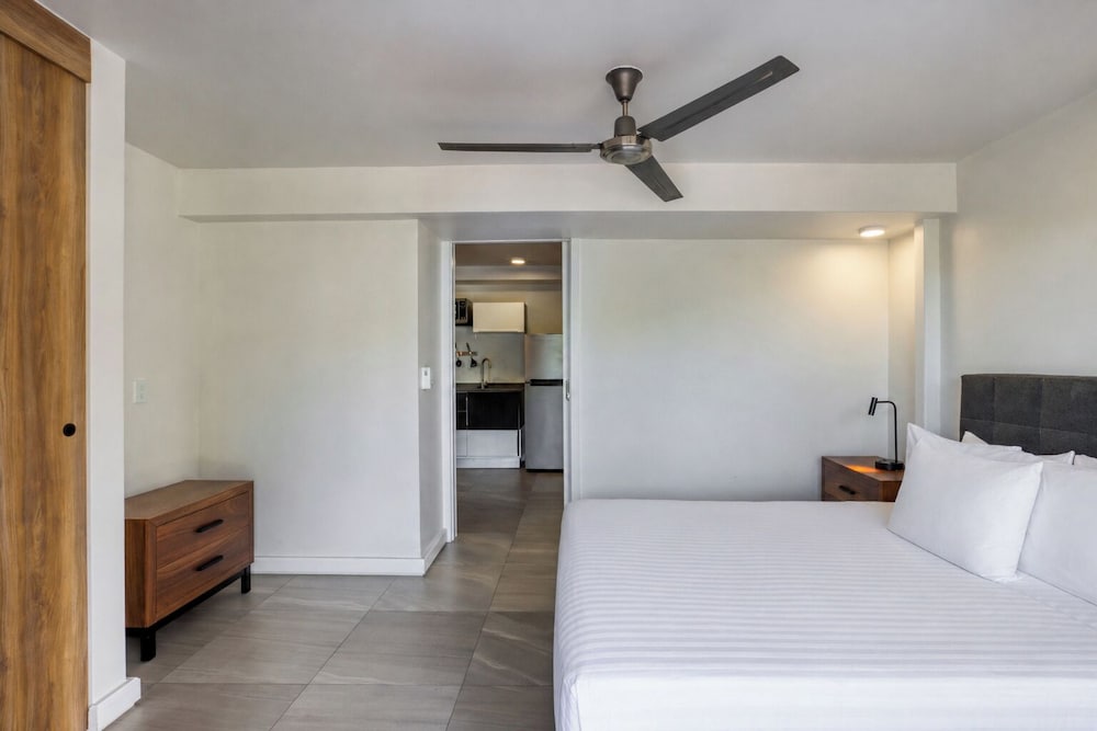 Comfort Suites Tijuana 14/65