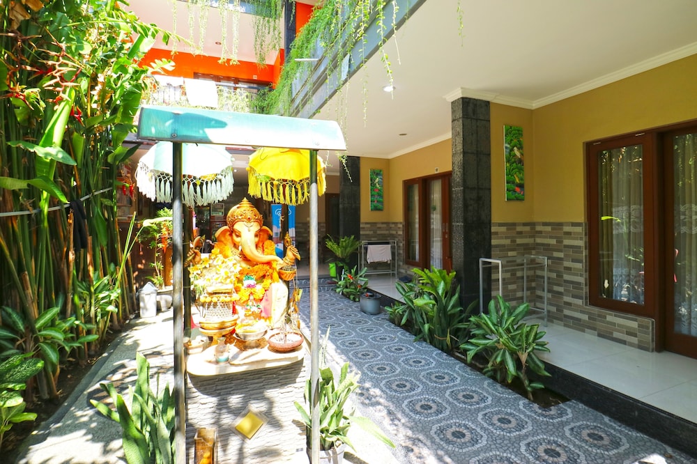 Rena Segara House 47/50