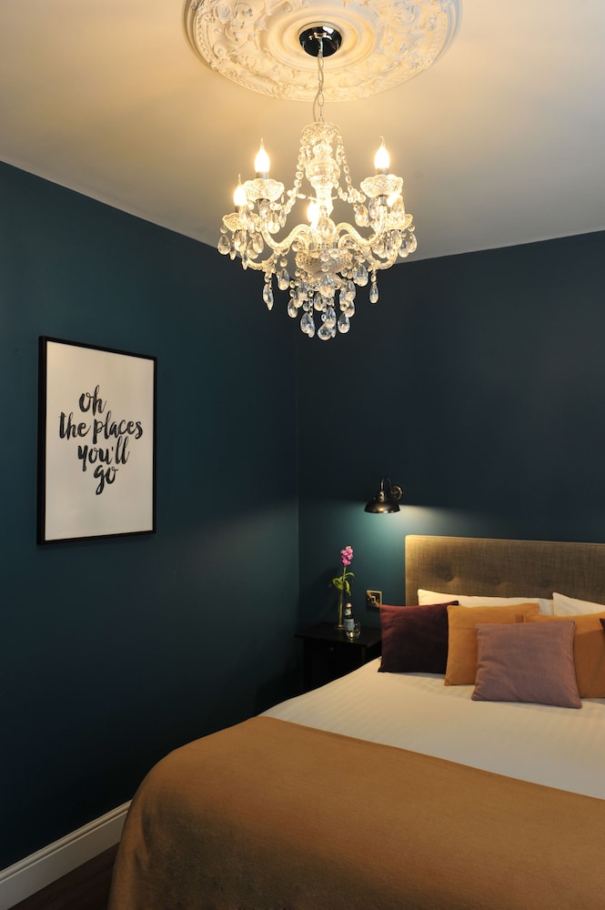 The Gateway Lodge Donegal 6/56