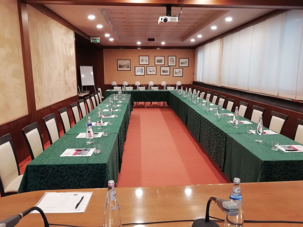 Best Western Gorizia Palace Hotel 33/35
