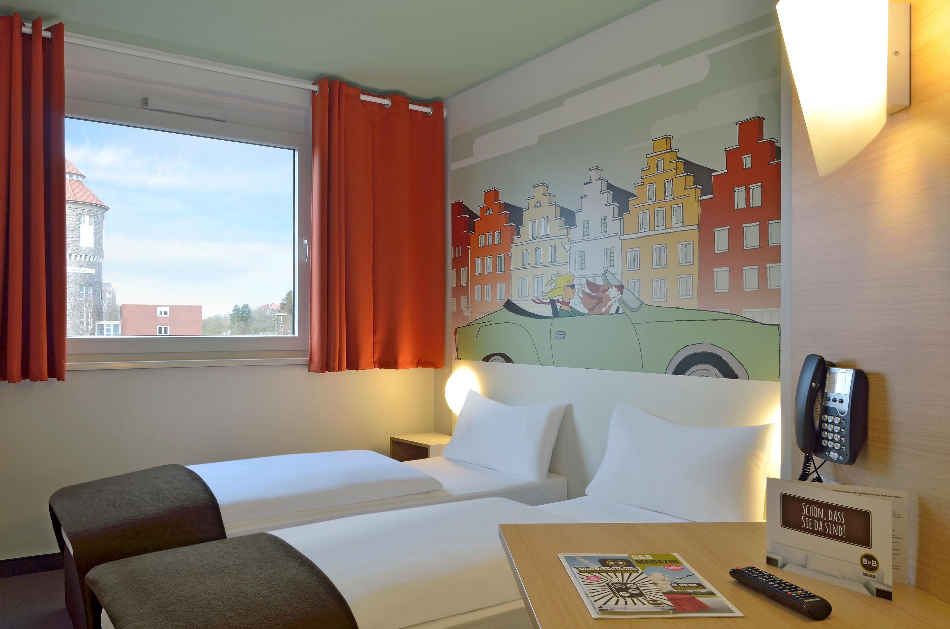 Standard, Twin Beds