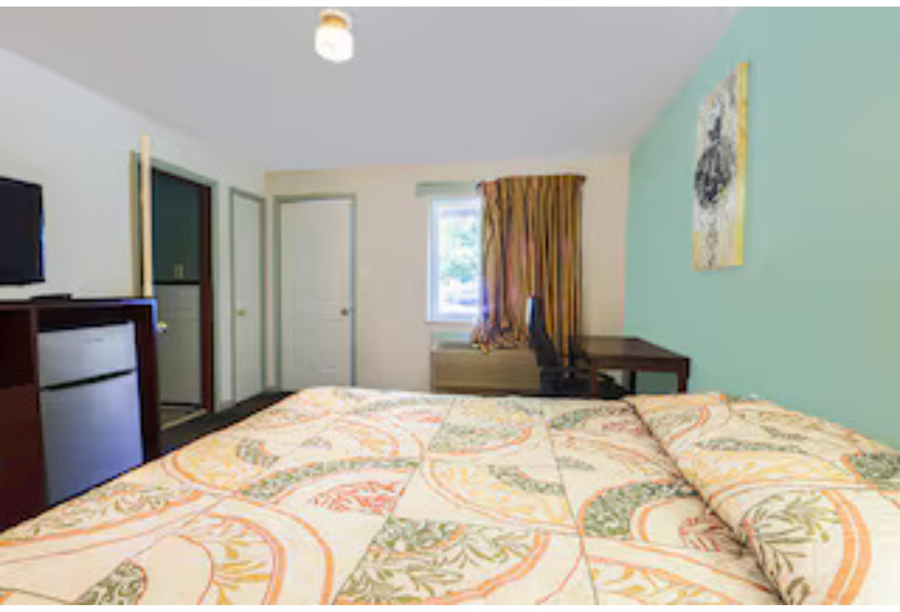 Travelers Inn by OYO Beaver, Hwy 19 8/25