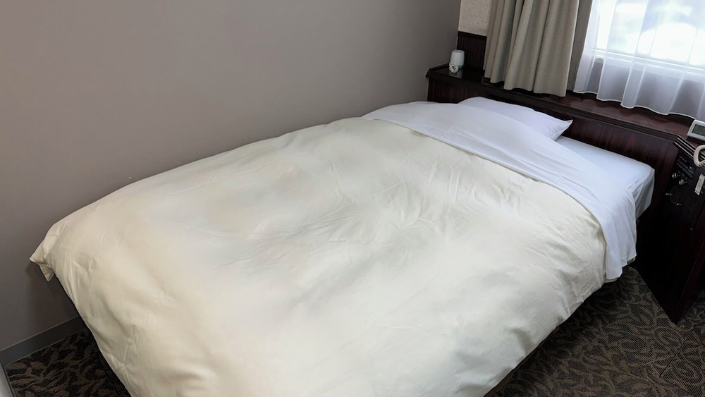 Hotel Crown Hills Miyoshi 25/40