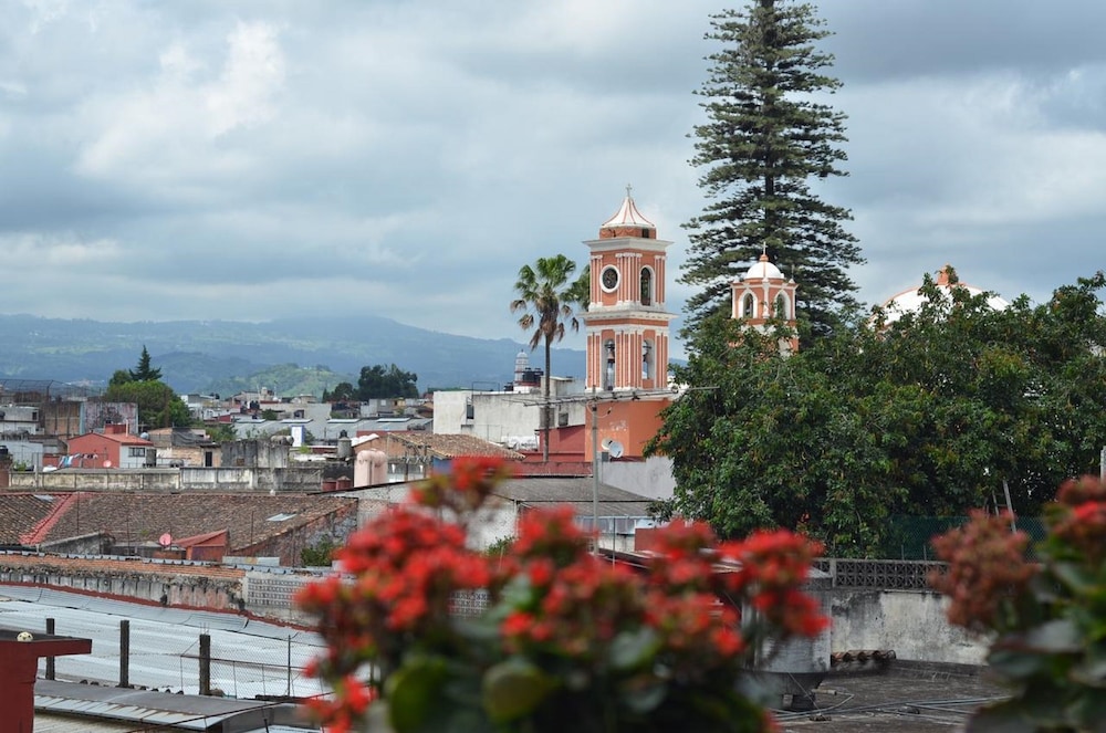 Hotel Posada Del Virrey 35/36