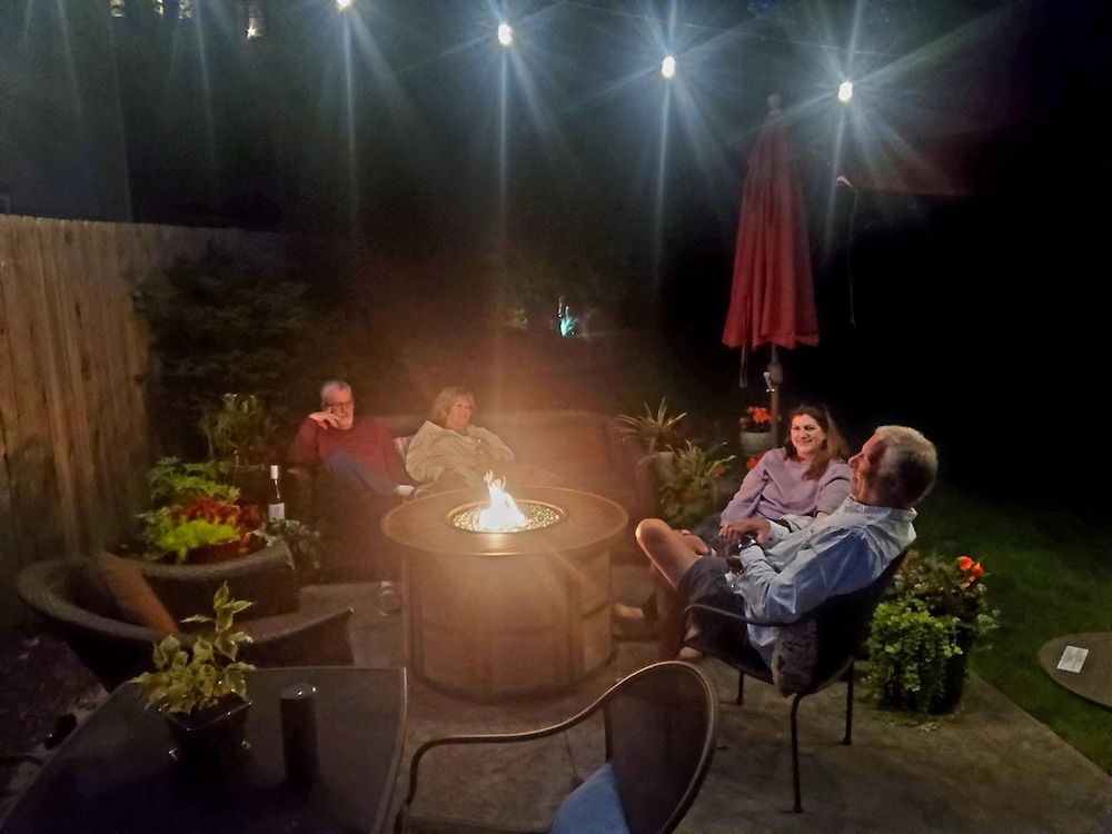 Twin Oaks Inn 46/69