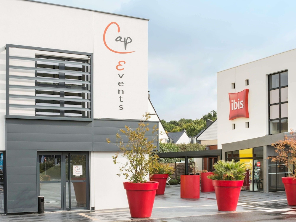 Ibis Rennes Beaulieu 5/68