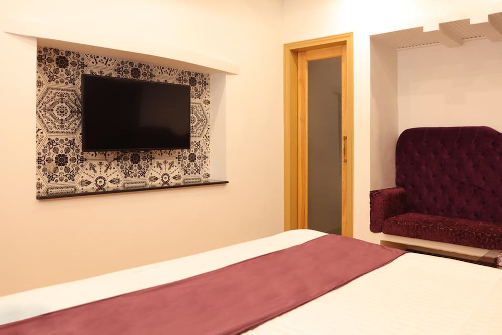 Lawrence View Hotel 29/39