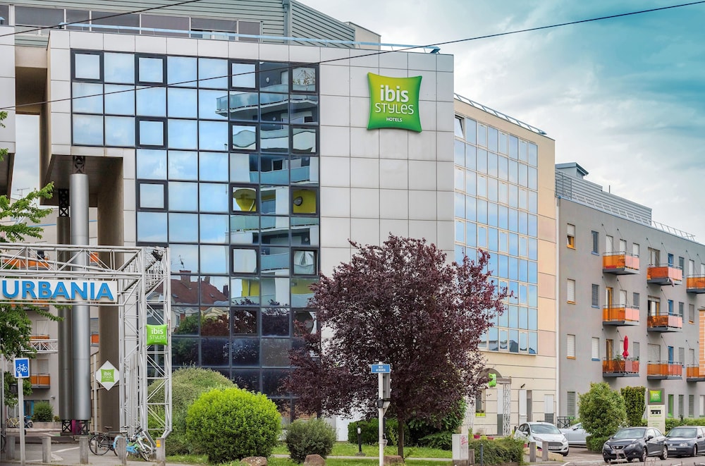 ibis Styles Strasbourg Stade de la Meinau 2/65
