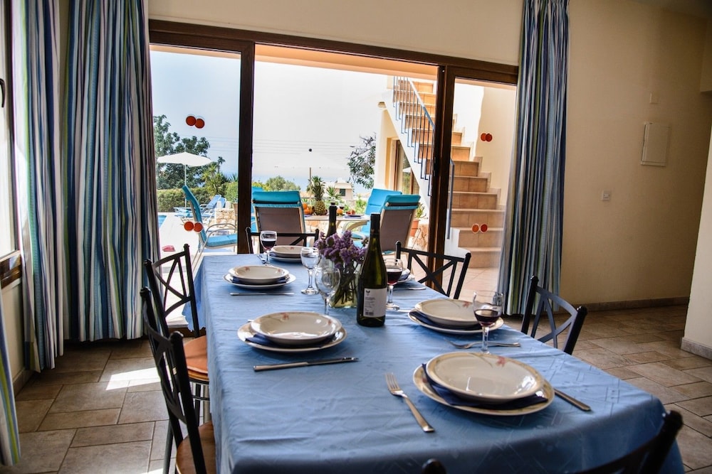 Coral Sun Villas 30/50