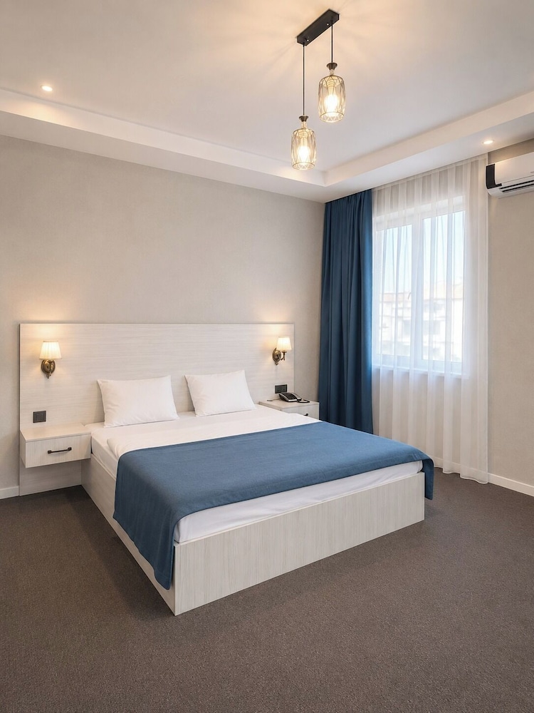 Central Baku Hotel 38/50