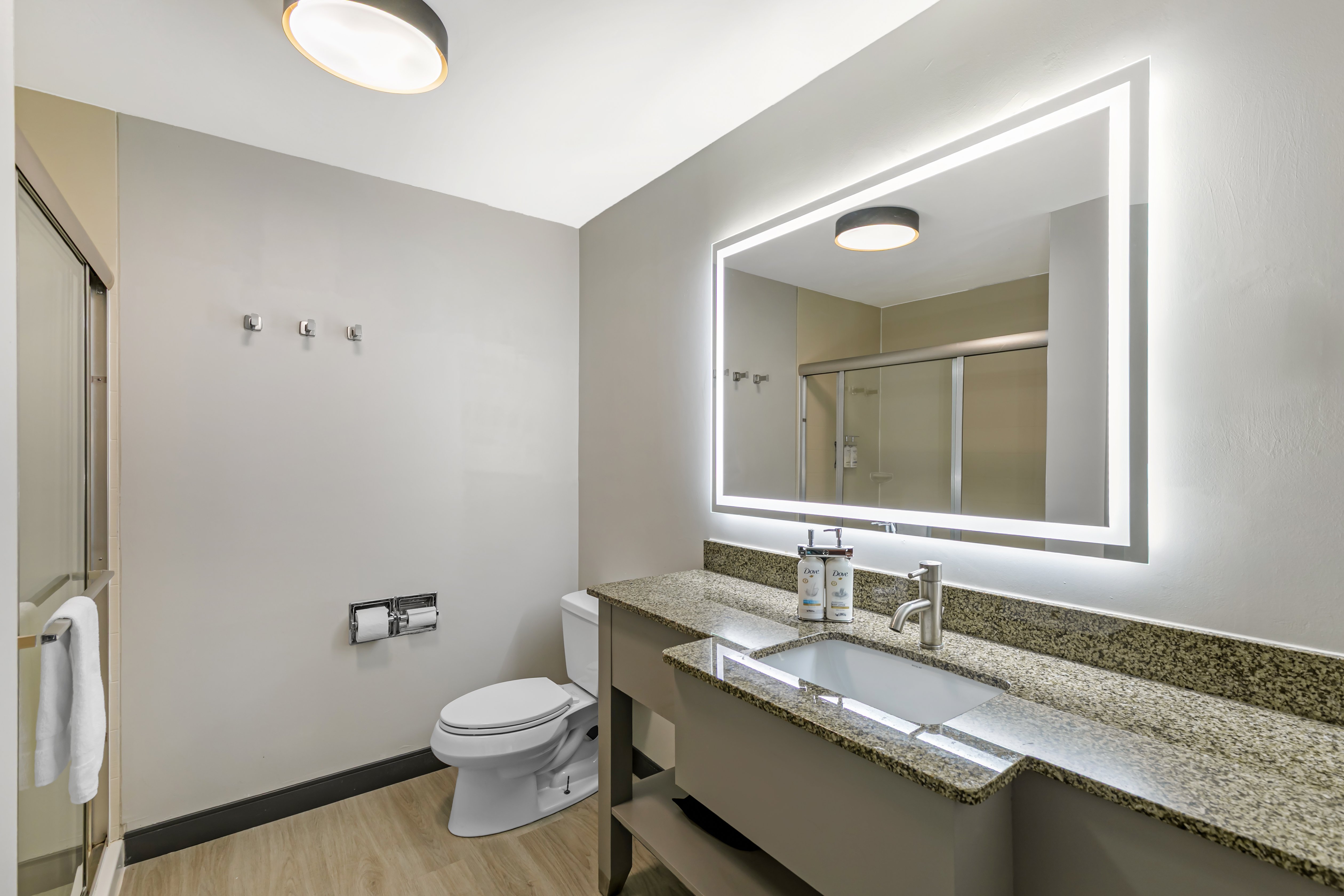 Holiday Inn Express & Suites Clemson - Univ Area 80/82