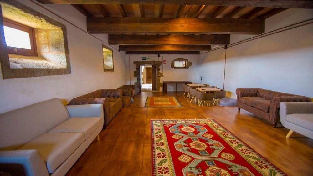 Hostel Monasterio De Moraime 7/26