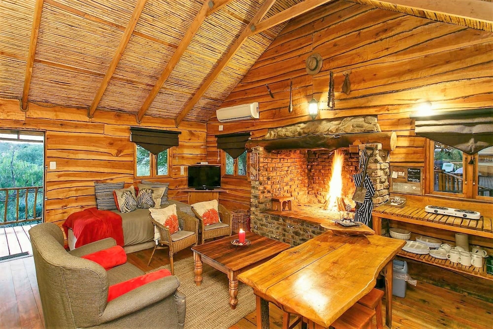 Riverside Lodge 33/50