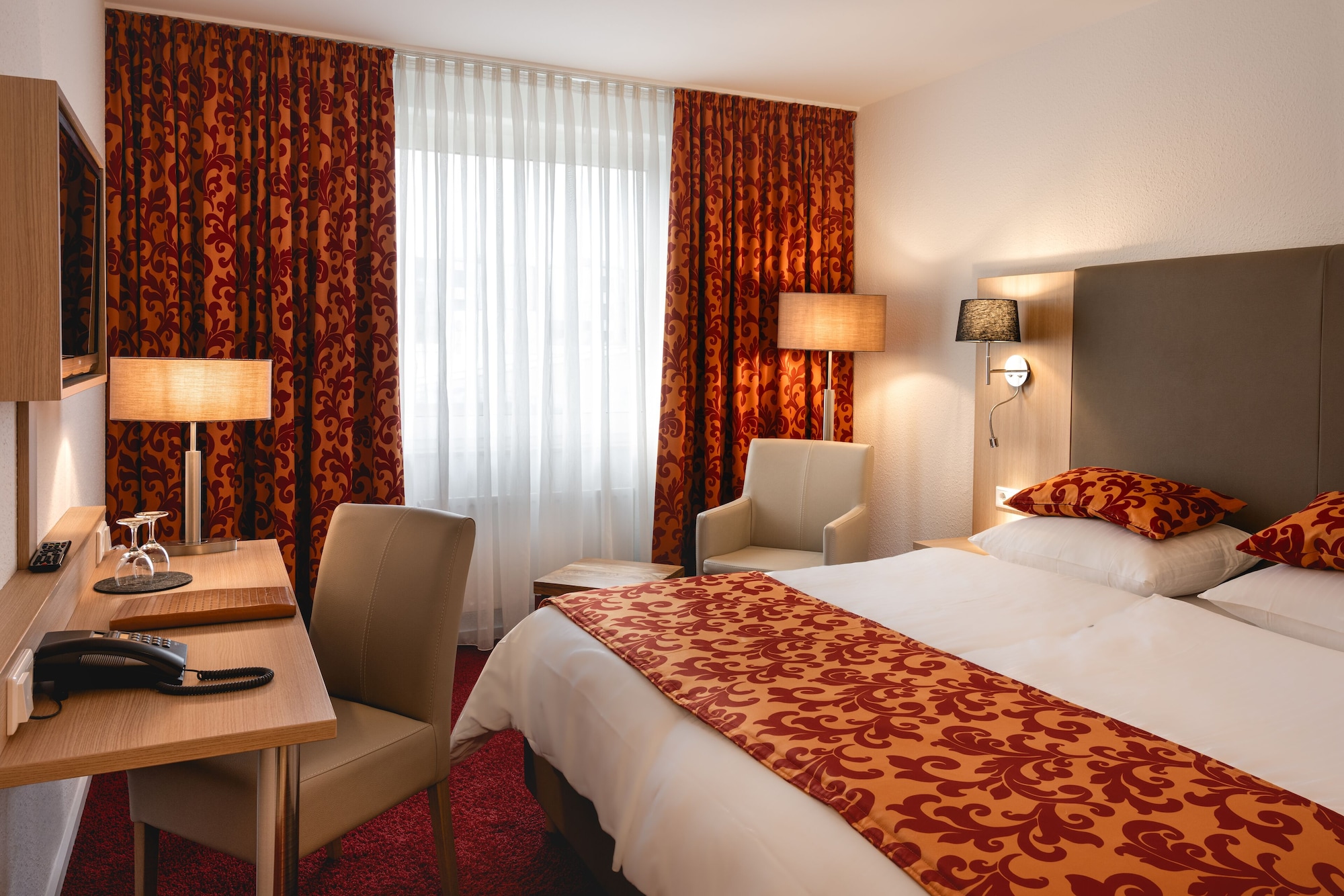 COMFORT, DOUBLE BED
