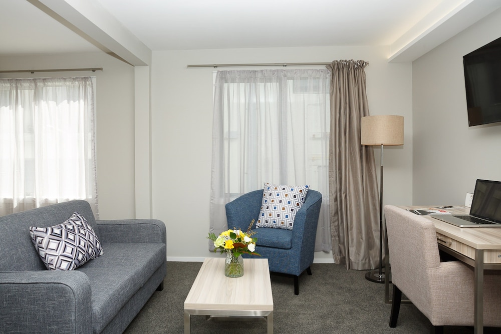 Quest Petone 28/53